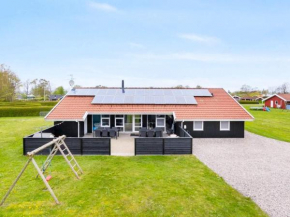 12 person holiday home in Nordborg